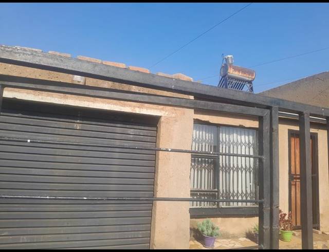 2 BEDROOM HOUSE FOR SALE IN GREENFIELD